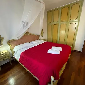  Apartment Royal Italien